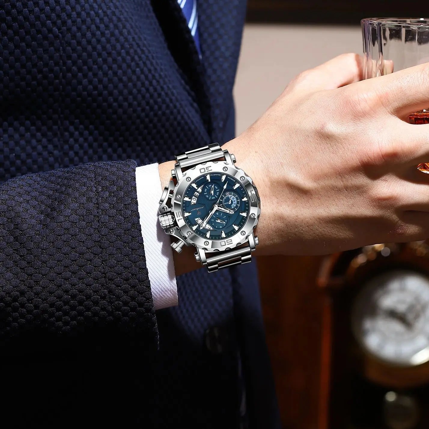 Relógio de Pulso Masculino Elegante de Quartzo com Cronógrafo – Modelo 24