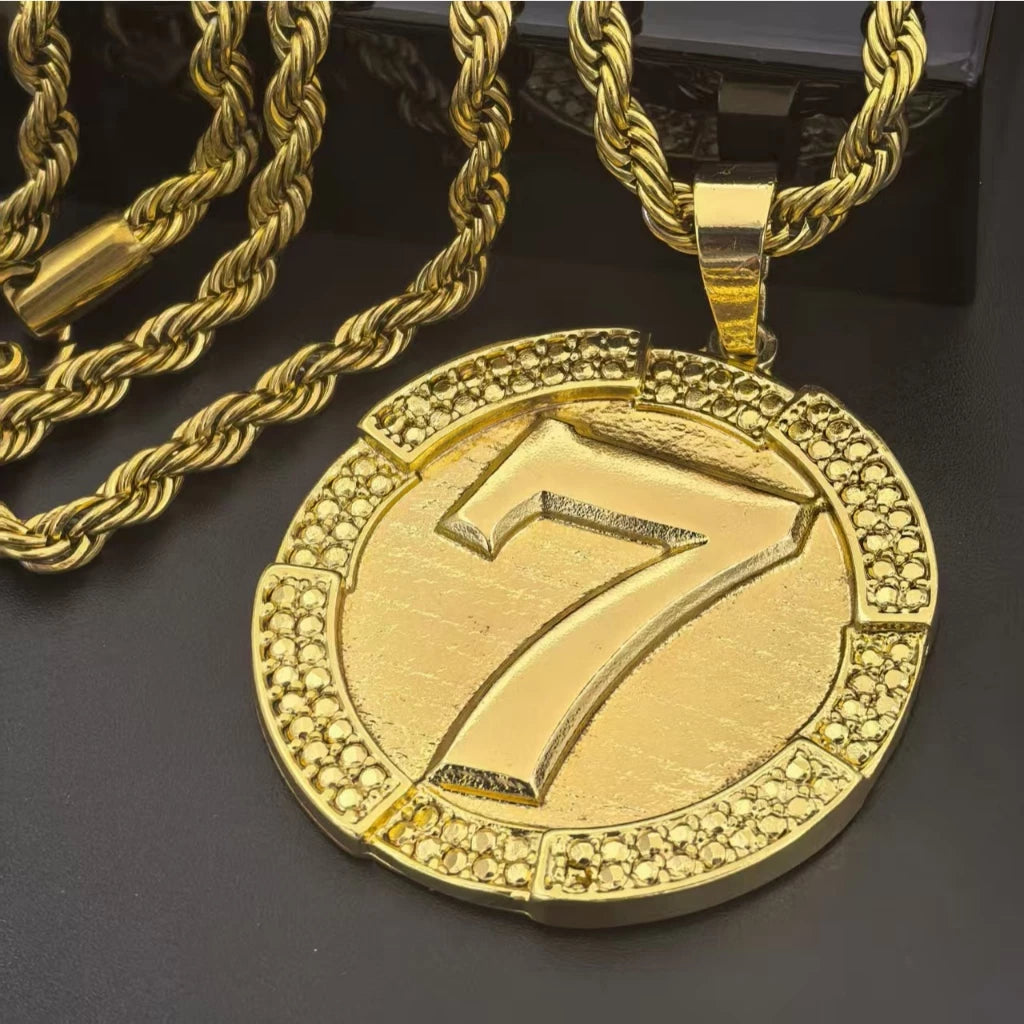Colar - Masculino com Cordão de Moeda Antiga e Pingente de Cadeado Cassino Número 7 - Banhado a Ouro